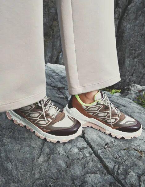 章已启美妆、香氛与腕表共赴闪耀时刻PG麻将胡了“伊”手快报 节庆序(图8)